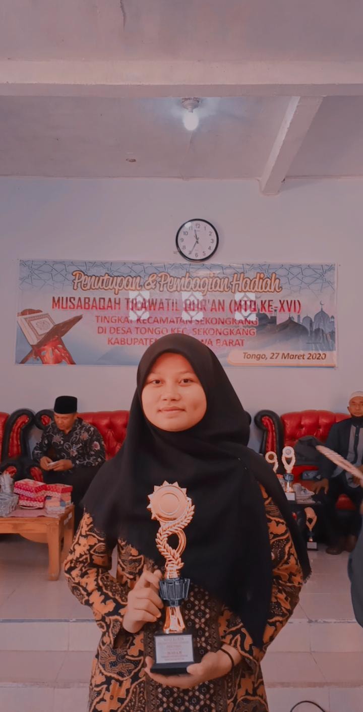 Juara 2 Fahmil Qur'an Putri MTQ XVI se kec. SKKG